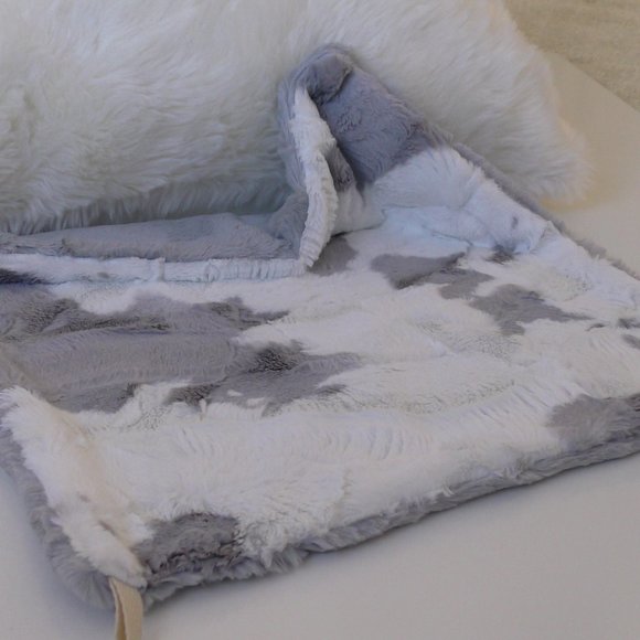 Gray Cow Pet Comforting Calming Blanket - Picture 5 of 6